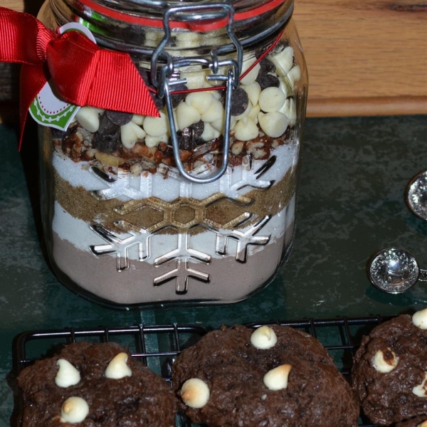 Chocolate Cookie Mix in a Jar