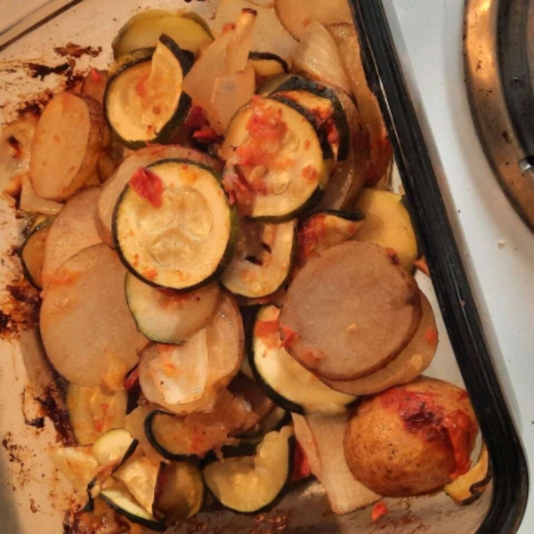 Briam (Greek Baked Zucchini and Potatoes)