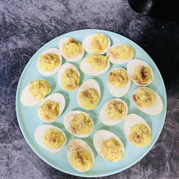 Easy Creamy Deviled Eggs