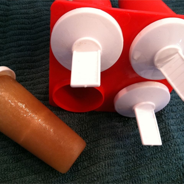 Old Fashioned Vanilla Ice Pops (a.k.a. Pop Pops)