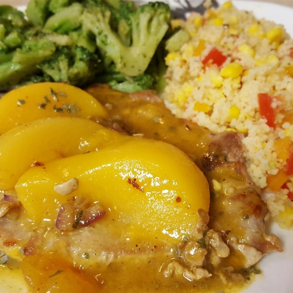 Peach Curry Glazed Pork Chops