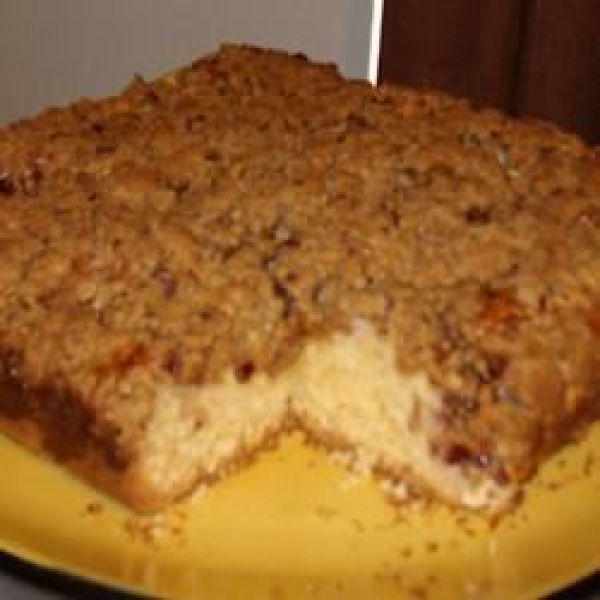 Cream Cheese-Filled Coffeecake With Fruit Preserves and Crumble Topping