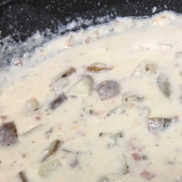 Nikki's Creamy Crock Pot Potato Soup