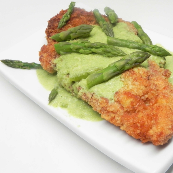 Creamy Asparagus Sauce with Chicken Schnitzel