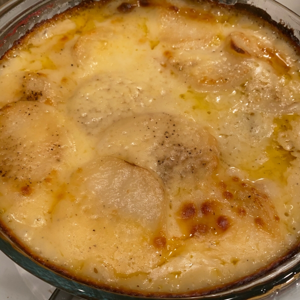 Healthier Creamy Au Gratin Potatoes