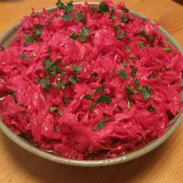Russian Cabbage and Beet Salad