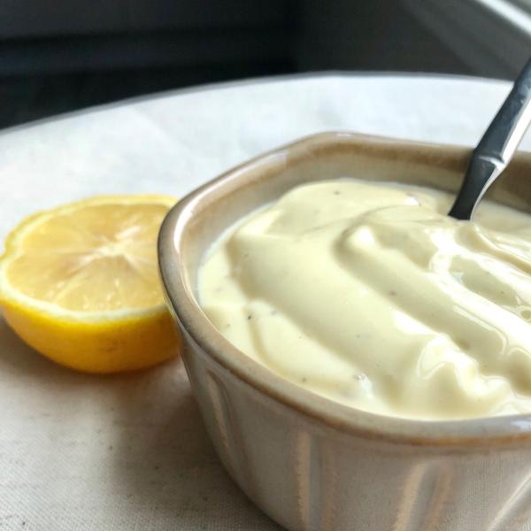 Easy Homemade Mayonnaise