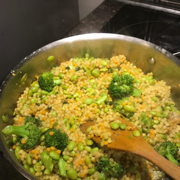 Indian Curry Couscous with Broccoli and Edamame