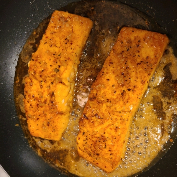 Honey Garlic Glazed Salmon