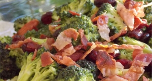 Deli-Style Fresh Broccoli Salad