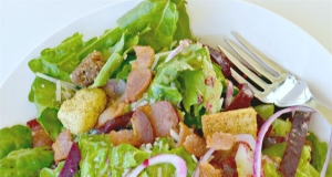 Beet and Balsamic Vinaigrette Salad