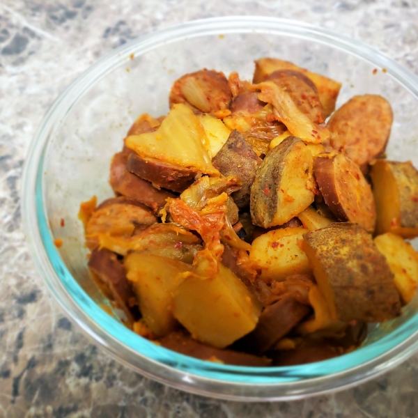 Easy Slow Cooker Turkey Sausage, Potatoes, and Kimchi