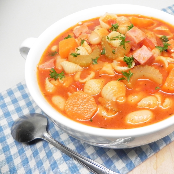 Pasta e Fagioli with Ham