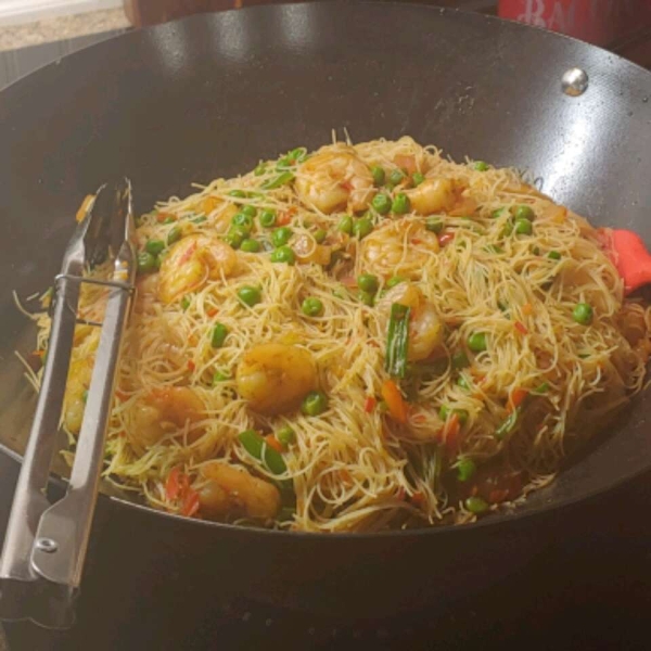 Singapore Noodle Curry Shrimp