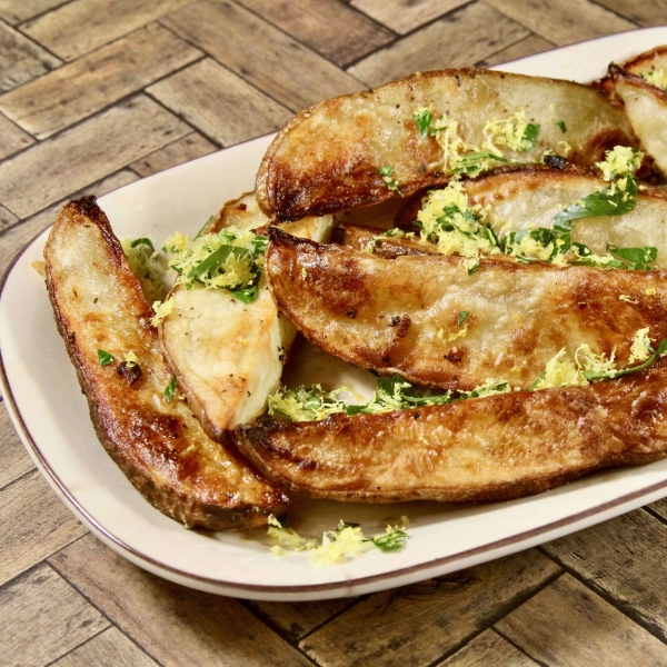 Lemon-Garlic Potato Wedges