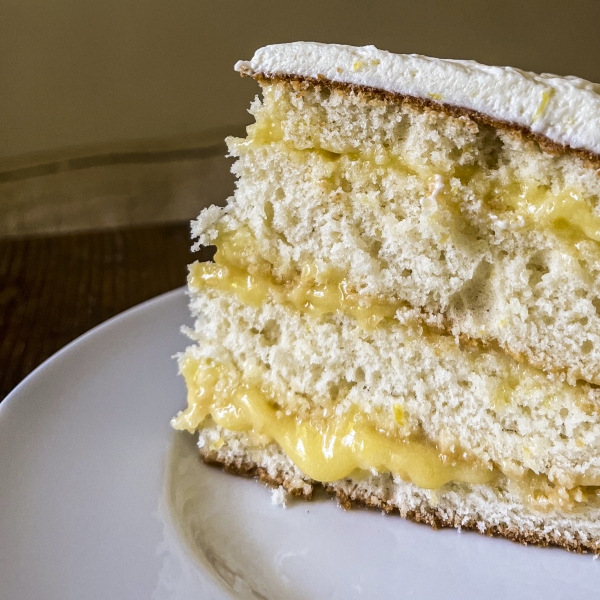 Lemon Layer Cake with Lemon Curd