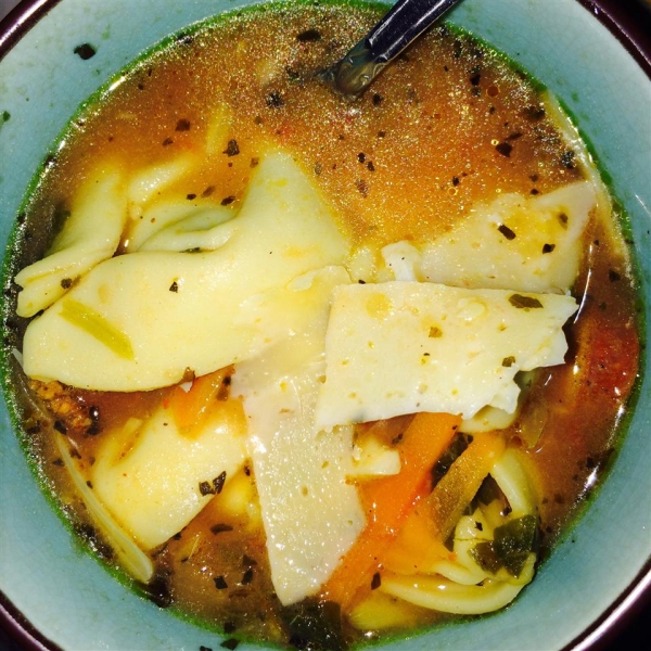 Simple Tortellini Soup