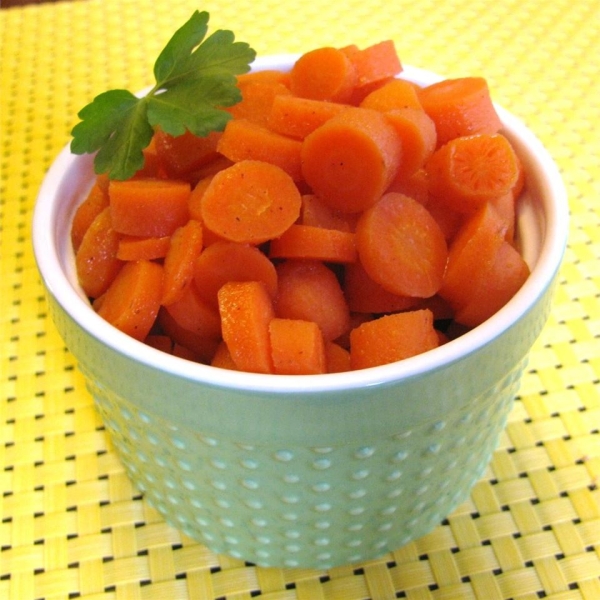 Cinnamon and Orange Glazed Carrots