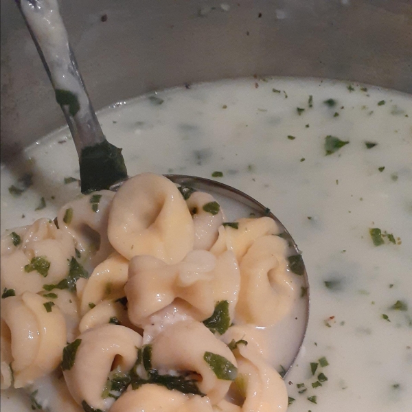 Creamy Chicken Tortellini Soup