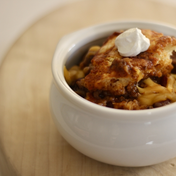 One-Skillet Hearty Chili and Cornbread