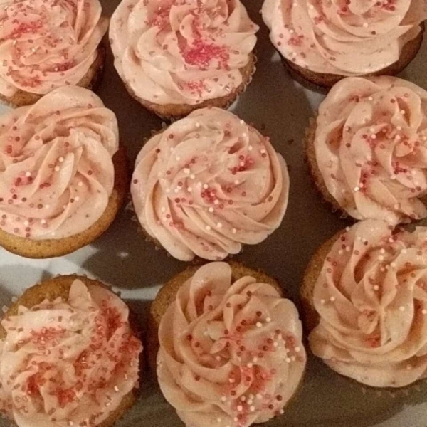 Really Real Strawberry Cupcakes