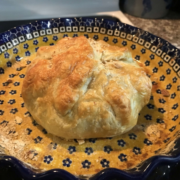 Baked Brie in Puff Pastry