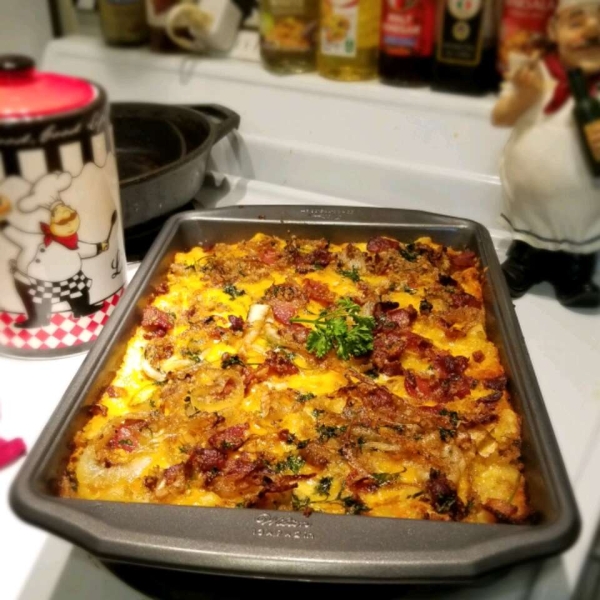 Macaroni and Cheese with Caramelized Onions and Bacon