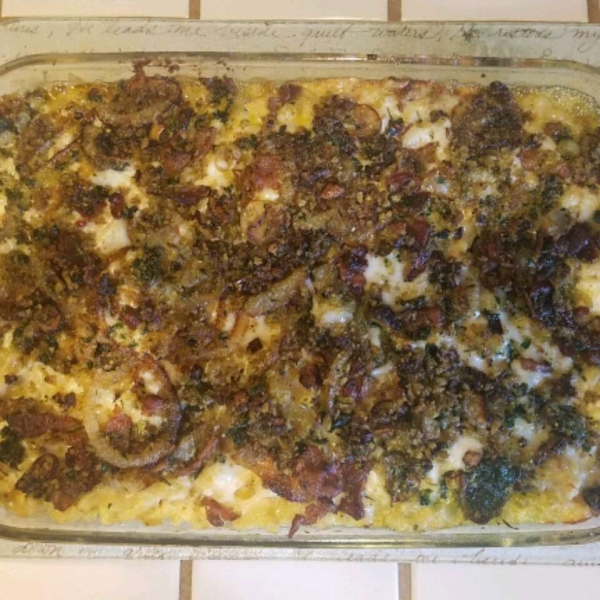 Macaroni and Cheese with Caramelized Onions and Bacon