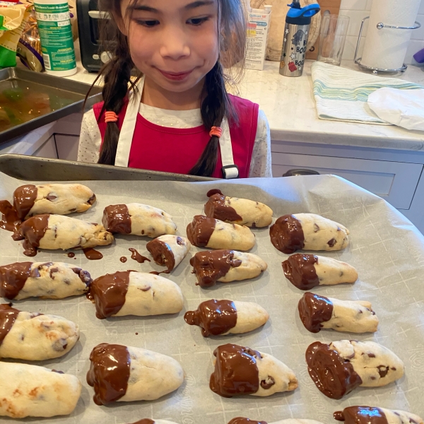 Mini Chocolate Chip Shortbread Cookies