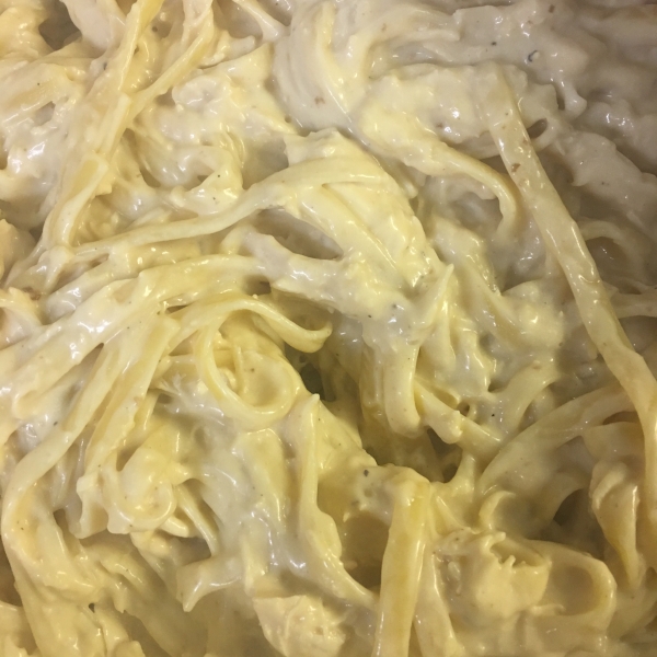 Slow Cooker Chicken Alfredo