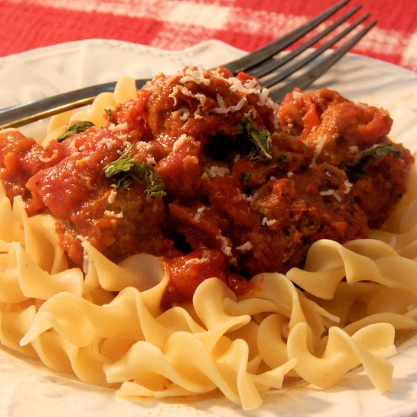 Slow Cooker Turkey Meatballs in Tomato Sauce