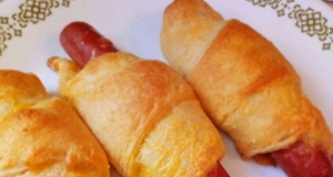 Easy Cheesy Hot Dog Crescent Rolls