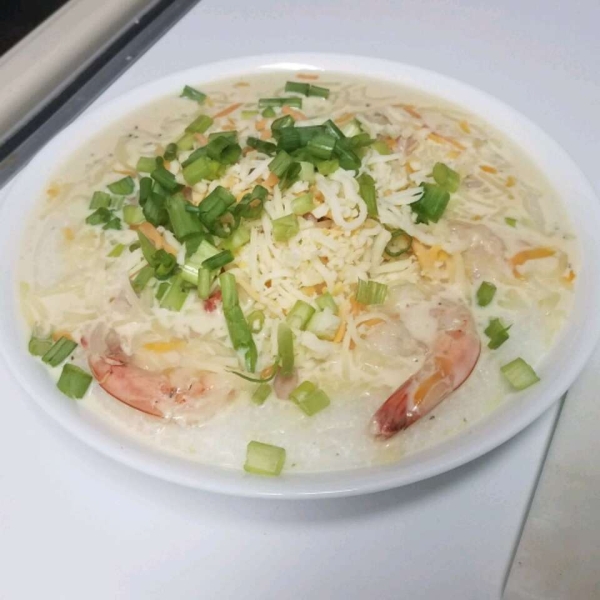 Shrimp and Grits Louisiana Style