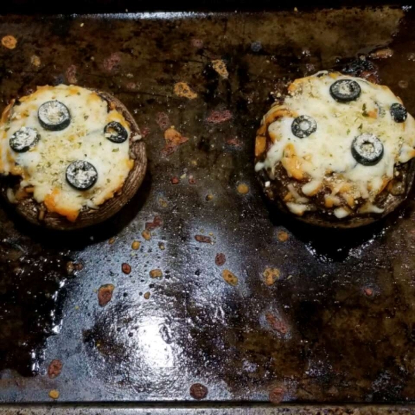 Pizza-Style Portabello Mushrooms