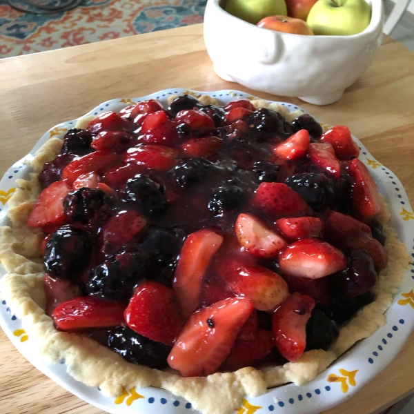 Fresh No-Bake Fruit Pie