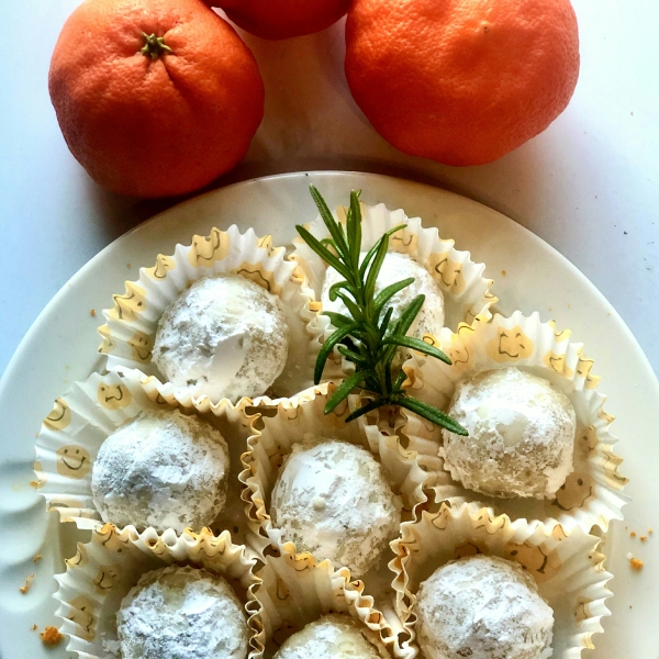 Pecan Shortbread Cookies (Mexican Wedding Cookies)