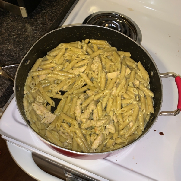 Penne with Chicken and Pesto