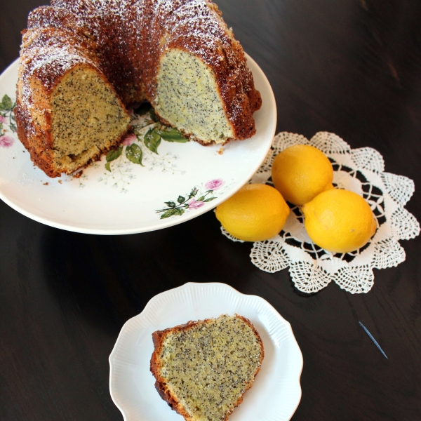 Lemon Poppy Seed Cake