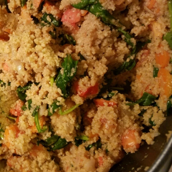 Carrot, Tomato, and Spinach Quinoa Pilaf