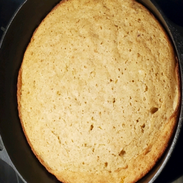 Mary's Cast Iron Skillet Cornbread