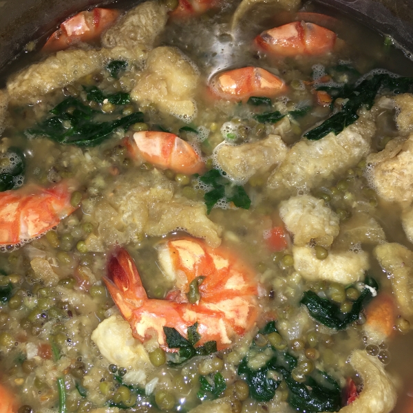 Mongo Guisado (Mung Bean Soup)