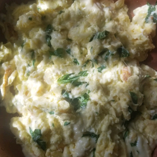 Creamy Cheesy Scrambled Eggs with Basil