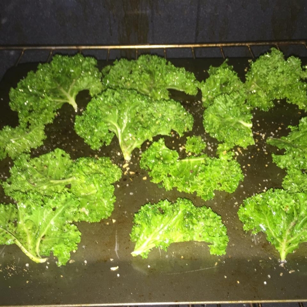 Paleo Kale Chips