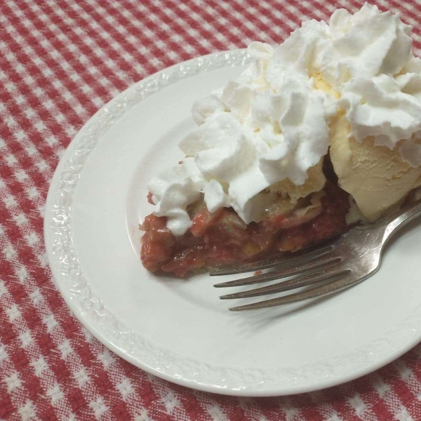 My Own Strawberry Rhubarb Pie