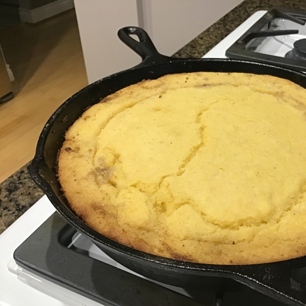 Cast Iron Cornbread