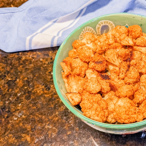 Easy Sheet Pan Roasted Cauliflower with Curry