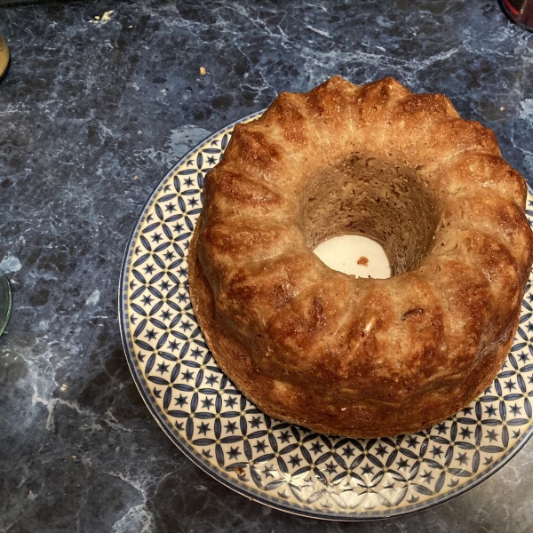 Apple Honey Bundt Cake