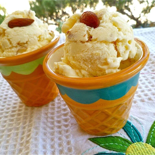 Almond Delight Ice Cream