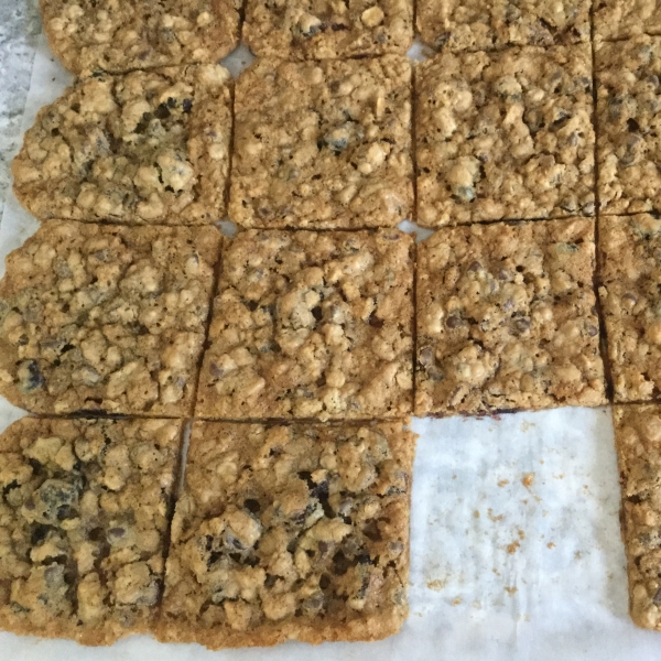 Chewy Chocolate-Toffee-Oatmeal Cookies with Cranberries