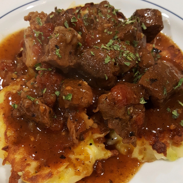 Braised Beef with Shallots and Mushrooms